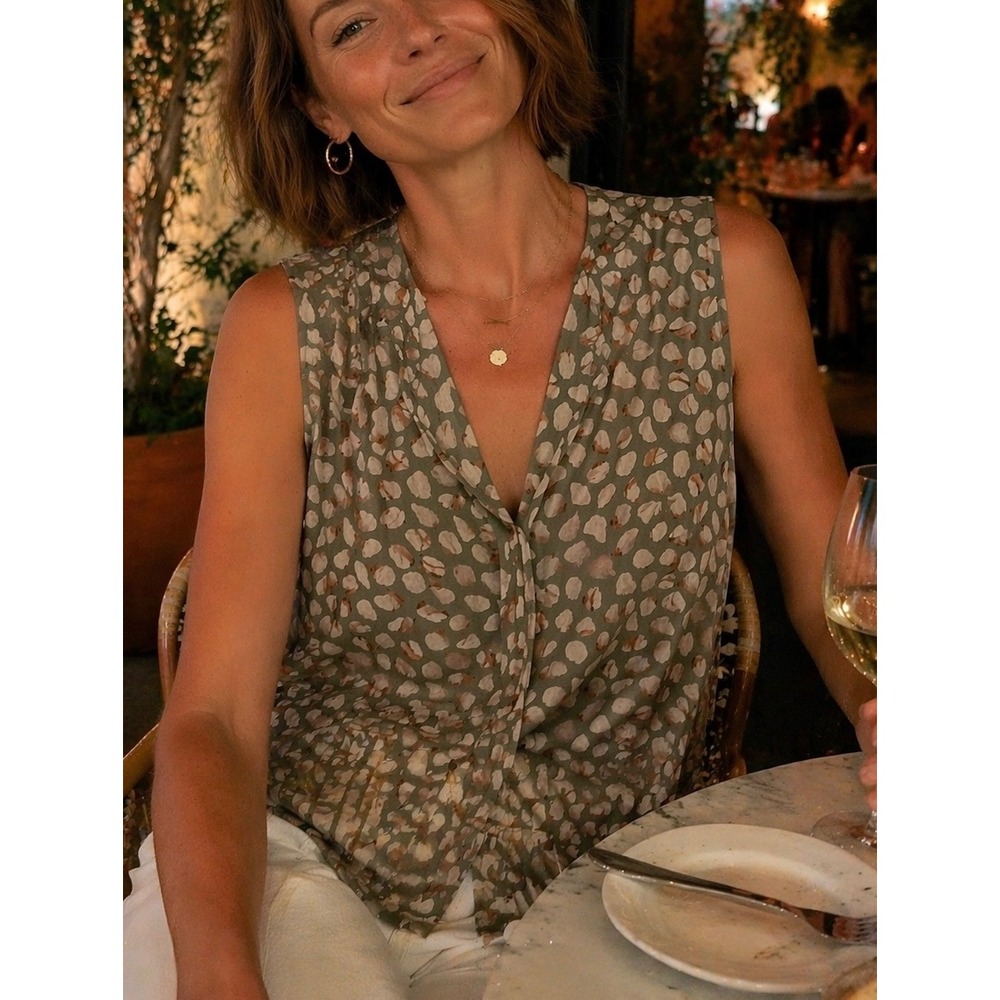Bobeau Womens Sleeveless‎ Blouse Green Plus 1X Abstract Print V-Neck Office